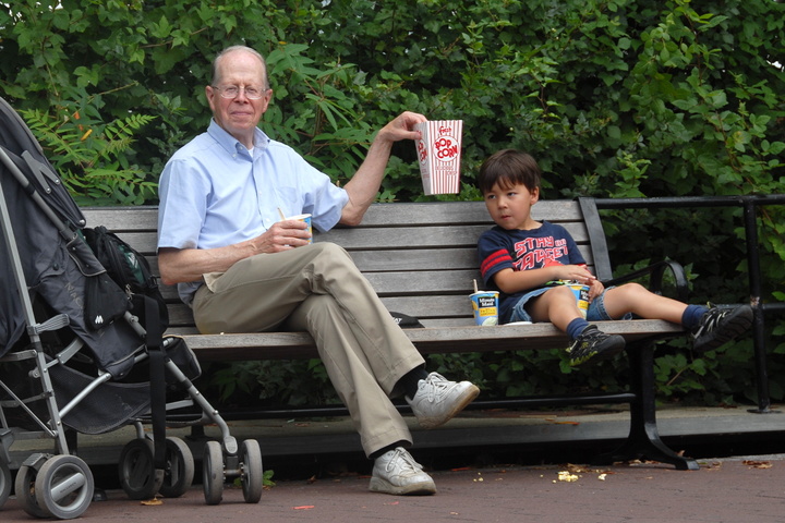 zoo snack with Grandpa