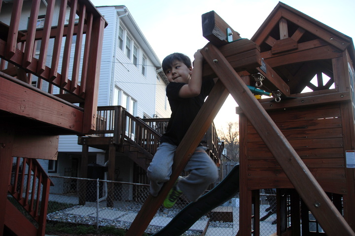 play structure climbing