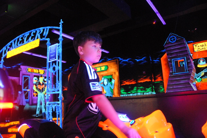 monster mini golf and arcade