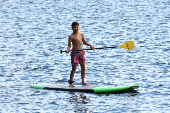 standup paddleboard